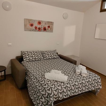 Appartamento Turistico I Portici LʼAquila Buitenkant foto